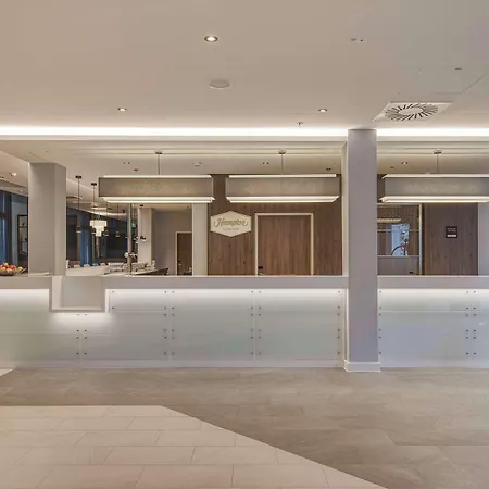 Hampton By Hilton Stuttgart City Centre-2