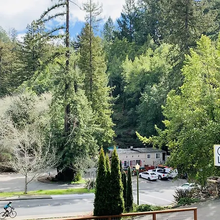 The Occidental Lodge-3