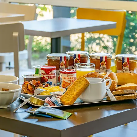 B&B HOTEL Salon de Provence-3