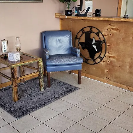 Canadian Inn-2