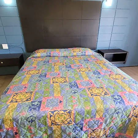 Relax Inn-3