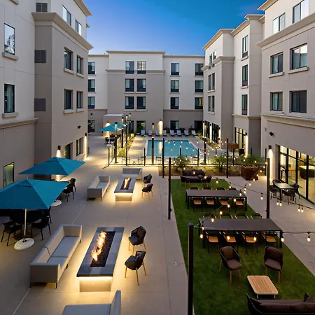 Springhill Suites By Marriott Valencia-3
