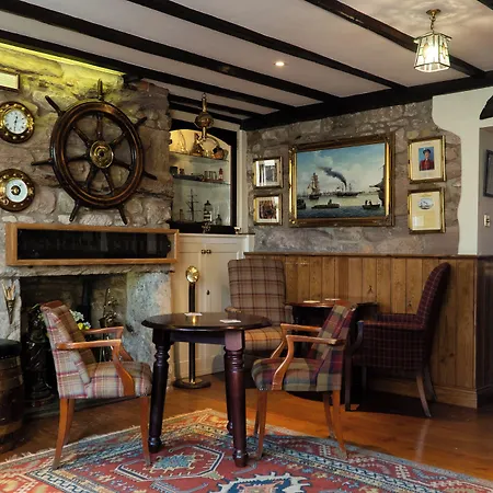 The Olde Ship Inn-2