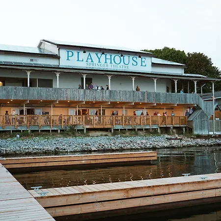 Riviera Inn And Suites 1000 Islands-2