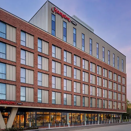 Hampton By Hilton Nuneaton-3