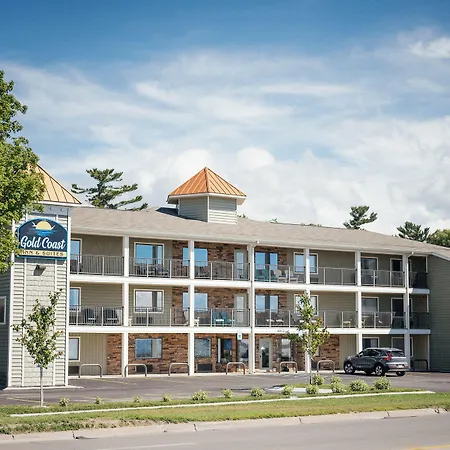 Gold Coast Inn - Breathtaking Sunsets Over The Bay In Traverse City-3