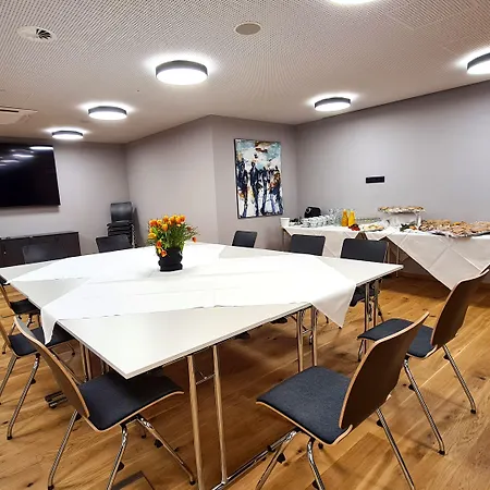 ALPSTADT LIFESTYLE Hotel-2