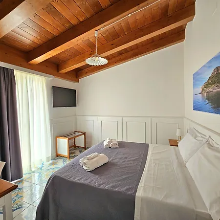 Tea Luxury - Praia A Mare-3