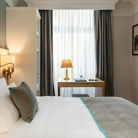 Grand Hotel Suisse Majestic, Autograph Collection-2