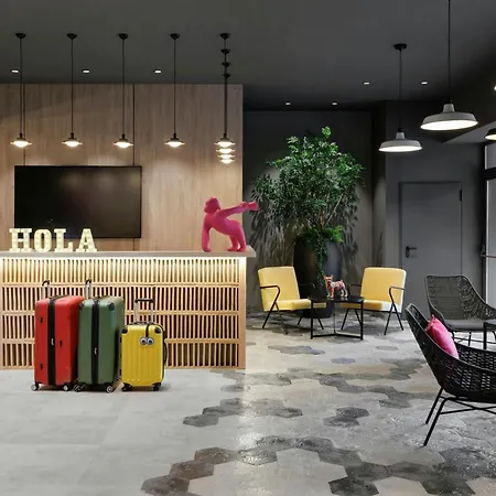 Moxy Barcelona-3