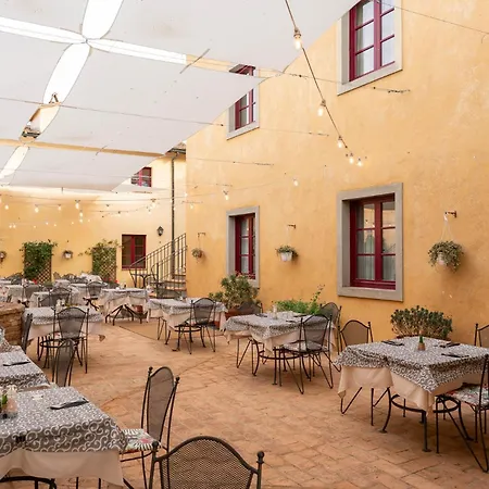 Hotel & Restaurant Casolare Le Terre Rosse-2