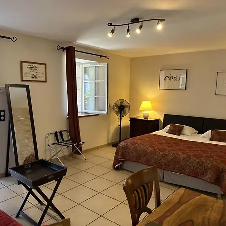 Logis Hostellerie des Ducs-2