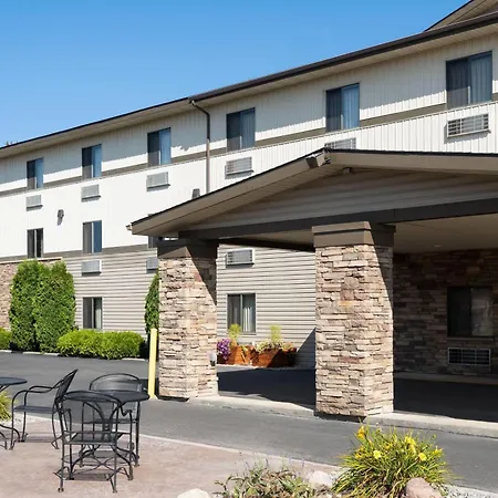 Super 8 By Wyndham Kalispell Glacier National Park-3