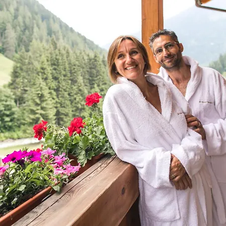 Hotel Chalet Alpenrose Bio Wellness Naturaktivhotel-3