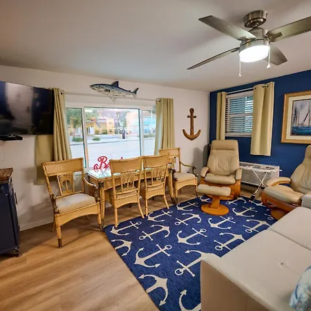 Camelot Beach Suites-2