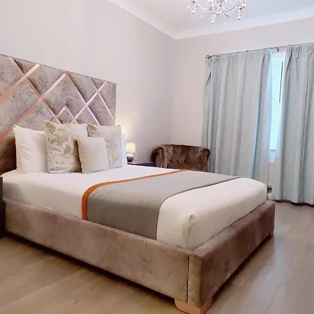 Michelangelos - Rooms, Restaurant & Bar-2