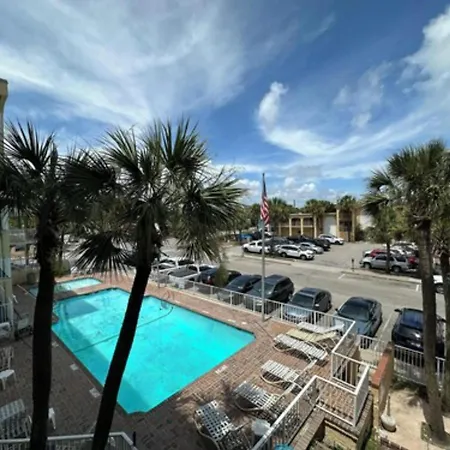 Capital O Sunset Waves Hotel Myrtle Beach Oceanfront-3