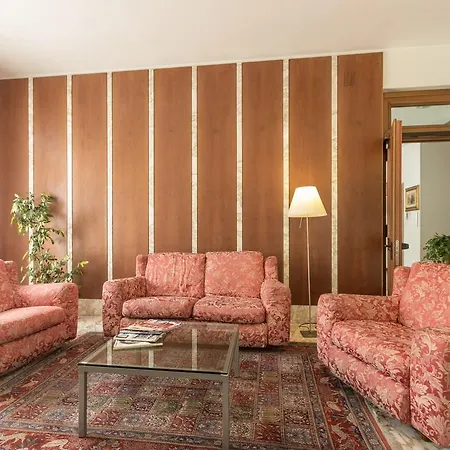 Hotel Roma-3