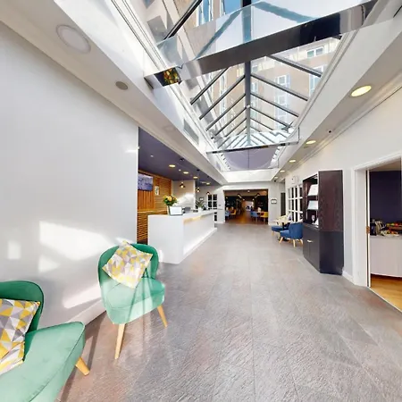 Holiday Inn Kenilworth - Warwick By Ihg-2