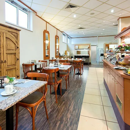 Achat Hotel Neustadt An Der Weinstrasse-2