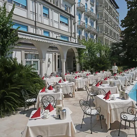 Hotel Savoy Palace-3