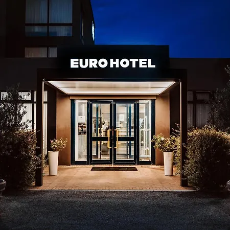 Euro Hotel-2