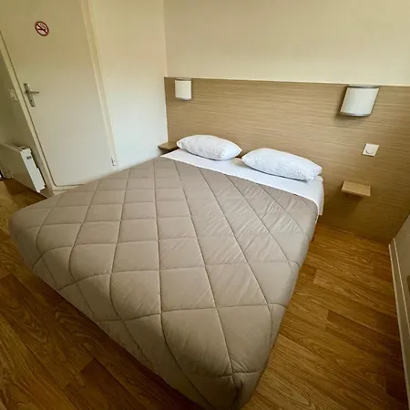 Première Classe Rennes sud Est-2