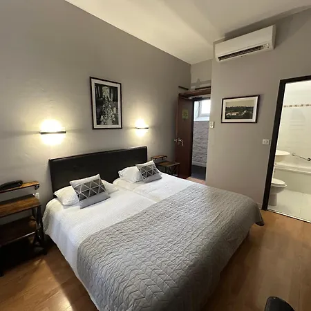 Logis Hostellerie des Ducs-2