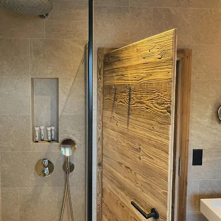 Boutique Hotel Art De Vivre & Spa-2
