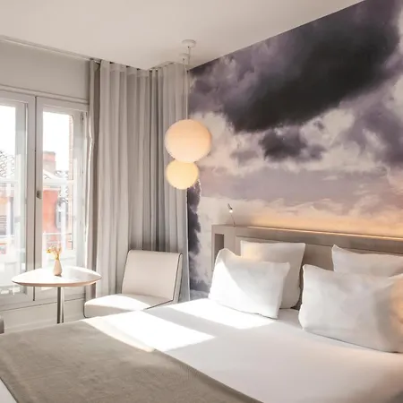 Le Grand Balcon Hotel-3