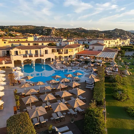 Mangia'S Santa Teresa Sardinia, Curio Collection By Hilton-3