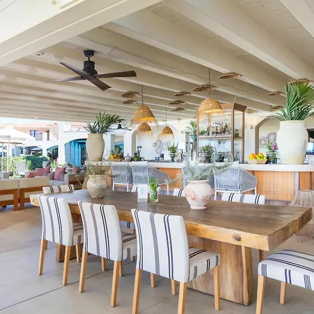 Mangia'S Santa Teresa Sardinia, Curio Collection By Hilton-2