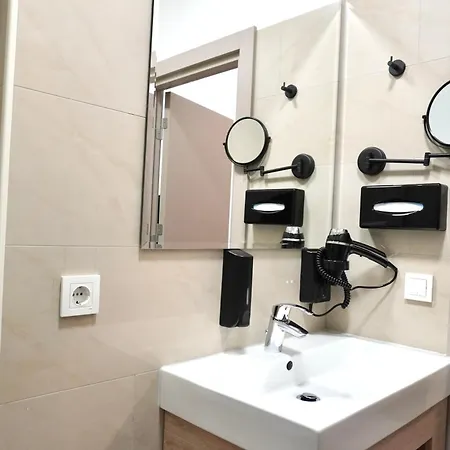 Hotel Atlas Halle-3