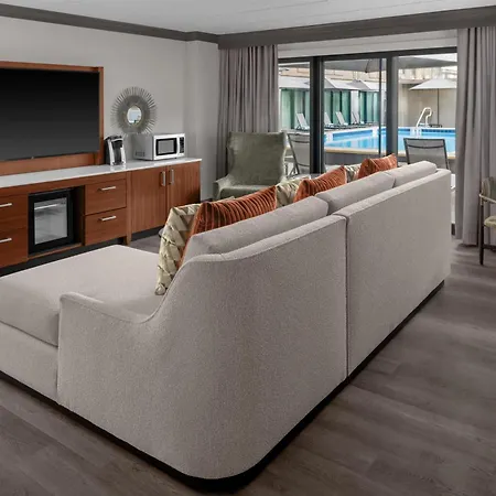 Doubletree By Hilton New Orleans-3