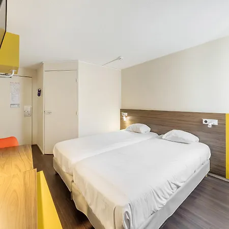 Comfort Hotel Lille Lomme-3