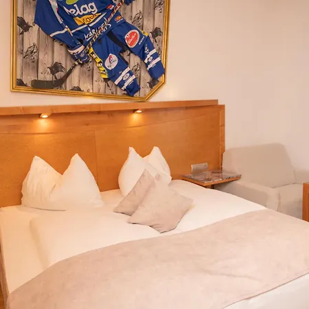 Boutique Hotel Goldenes Lamm Villach-3