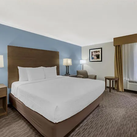 Best Western Airport Albuquerque Innsuites Hotel & Suites-3