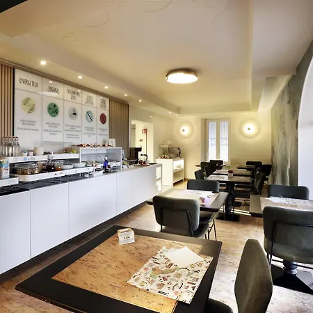 Hotel Ungheria Varese 1946-2