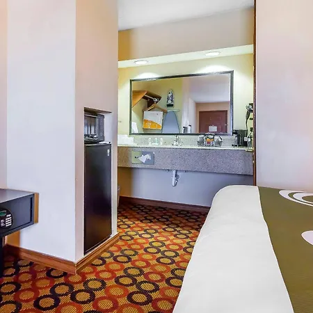 Quality Inn & Suites Owasso Us-169-2