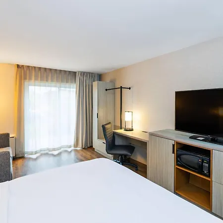 Comfort Inn-3