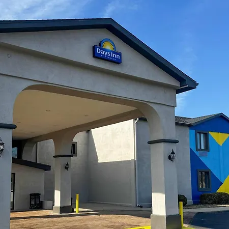 Days Inn By Wyndham Lincoln, Il Route 66-3