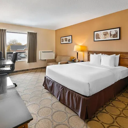 Comfort Inn Pembroke-2