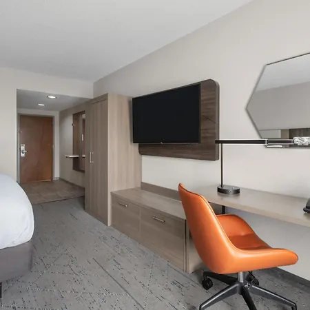 Holiday Inn Express Pembroke By Ihg-3