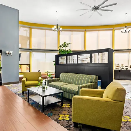 Quality Inn Hillsville-3
