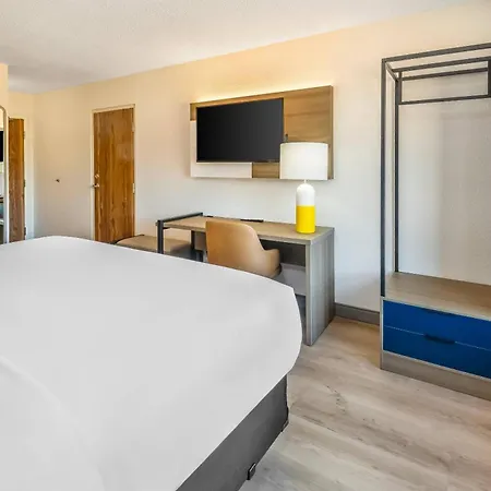 Comfort Inn London - Wellington Road-2