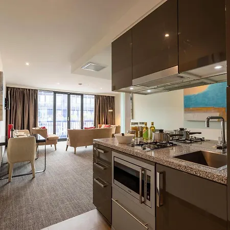 Mainstay Suites Hawthorn-3