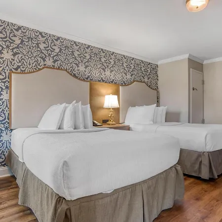 Best Western Plus French Quarter Courtyard Hotel-3