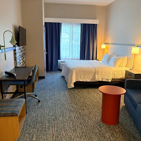 Garner Hotel Mahwah By Ihg-3