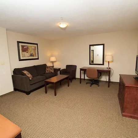 Holiday Inn & Suites Lloydminster By Ihg-3