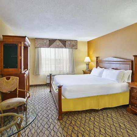 Holiday Inn Express Hotel & Suites - Belleville Area By Ihg-3